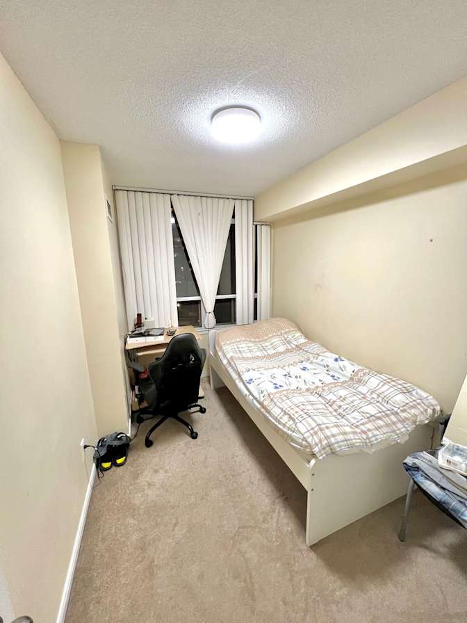 EKC Homestay Toronto's room