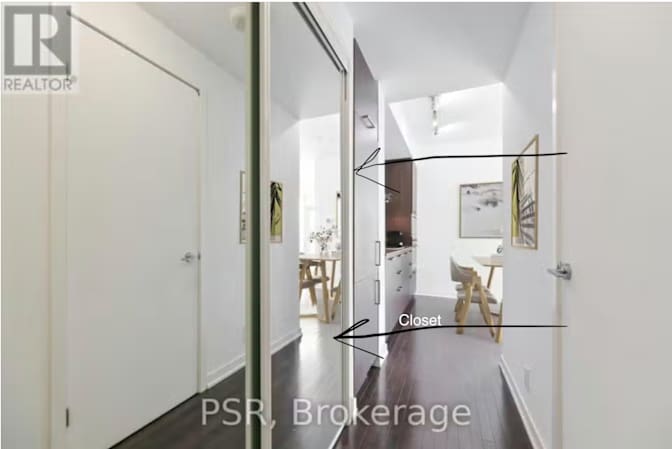 Raunak Agarwal's room