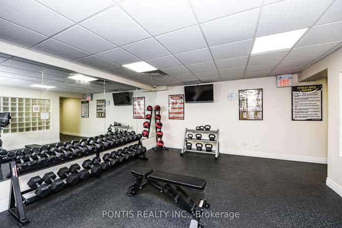 Andrew Karabinos's room