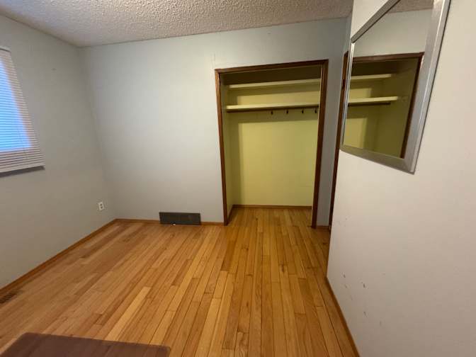 Kinsley Pearen's room