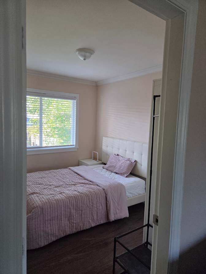 Mario Alberto's room