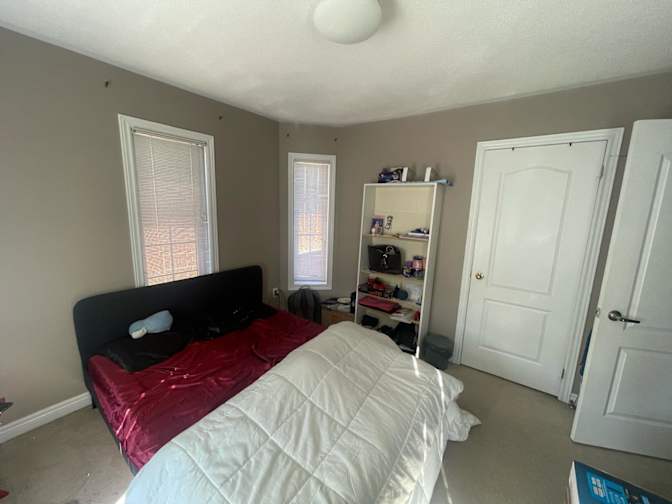 Rahkin Kassam's room