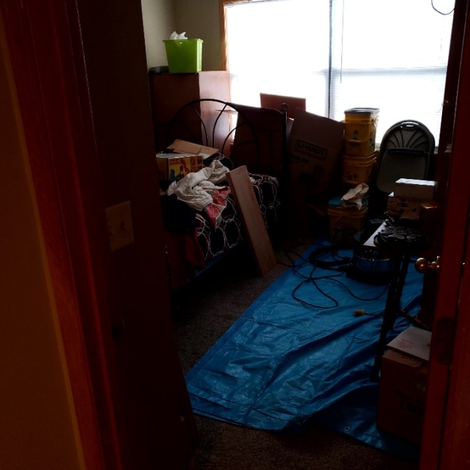 Photo of Ken's room