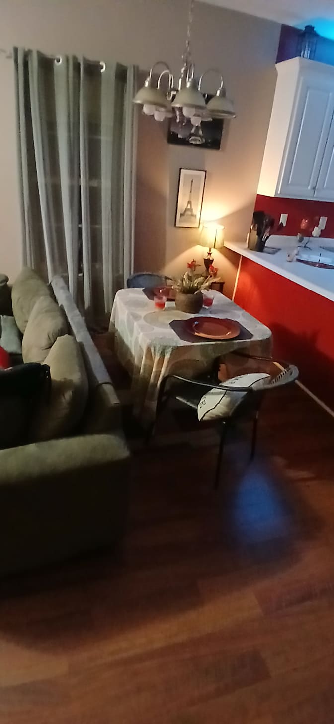 Photo of Kelly Taylor's room