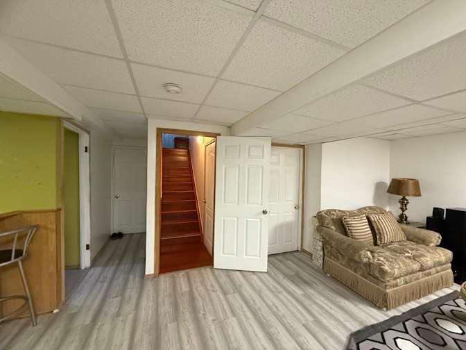 Anita  goorcharan's room