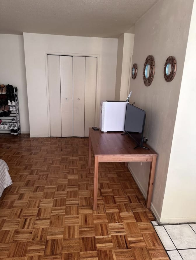 Deepinderjeet's room