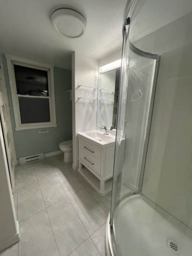 Hilda Hosseini's room