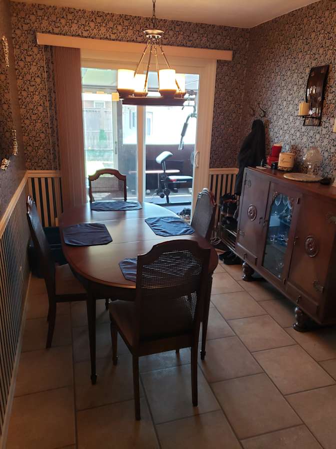 Photo of Dave's room