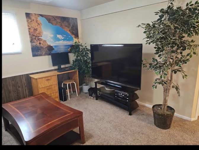 Photo of LINDA's room