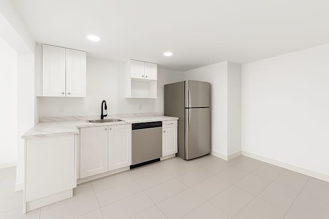 Ben Bertrand Sangano U's room