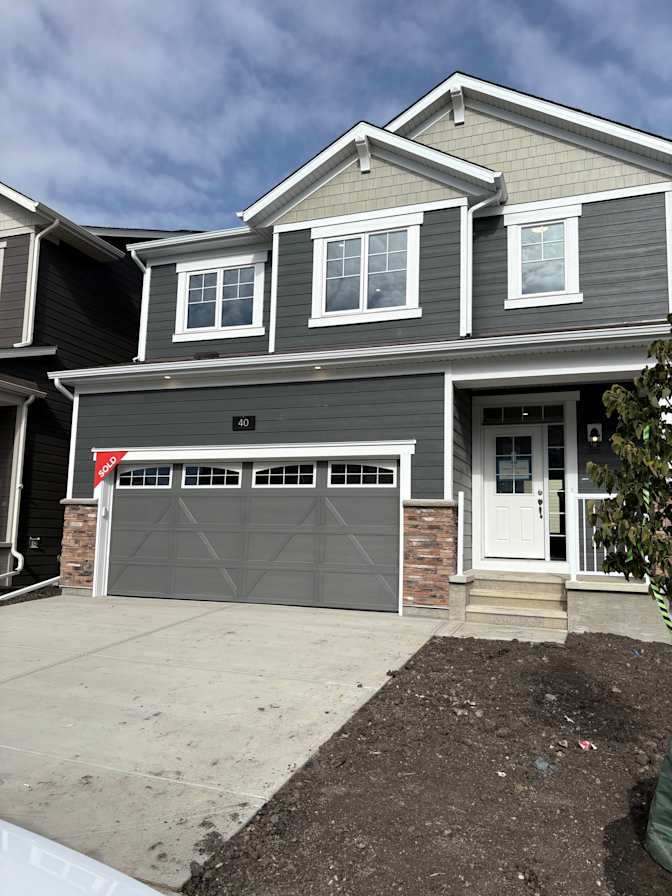 Suhas Nikhil Dsa's room