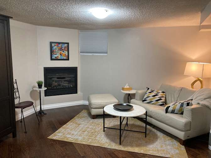 Mary ellen Mitchell's room