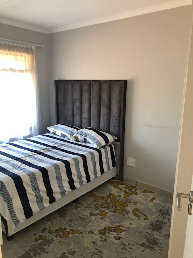 Photo of Lee's room