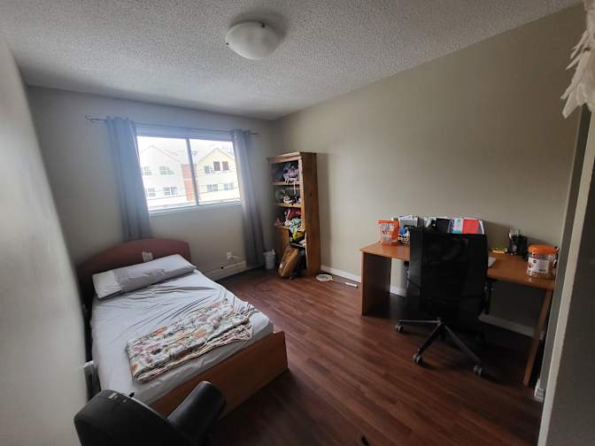 Raunak Agarwal's room