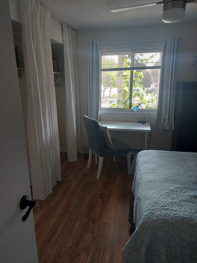 Eliana vieglais's room