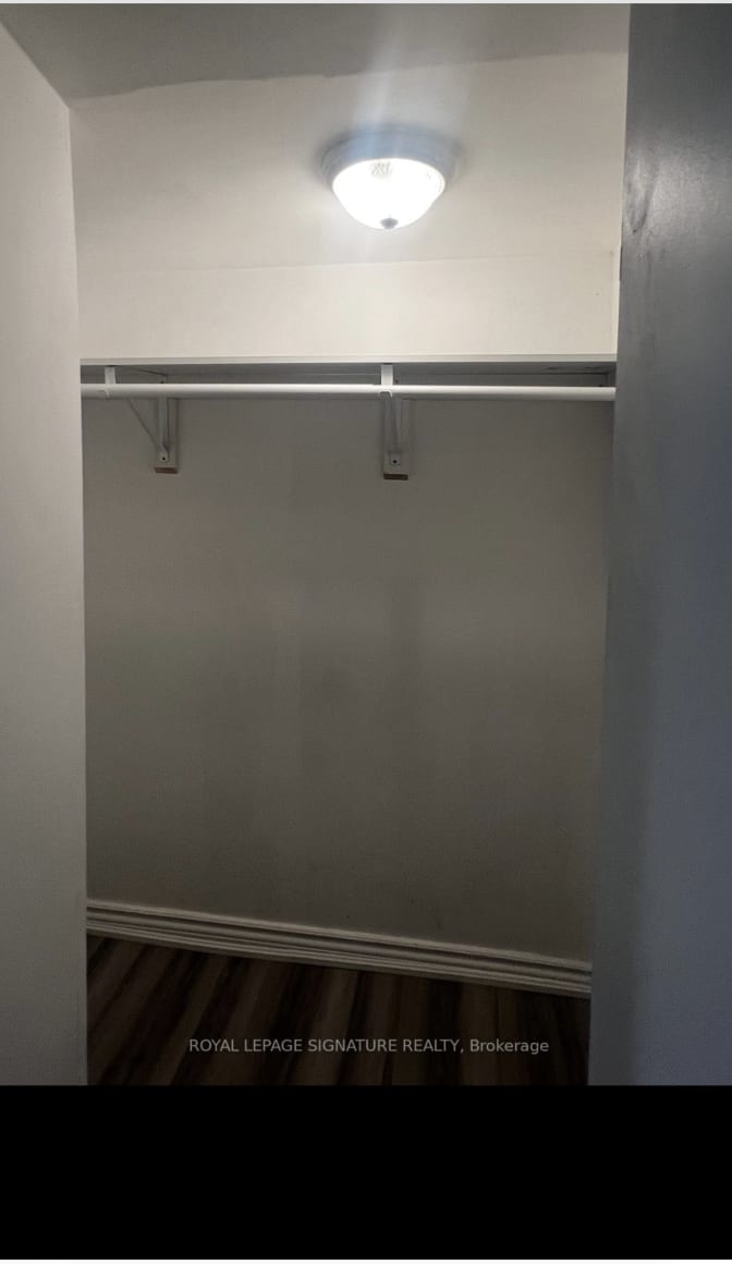Photo of Roshelle's room