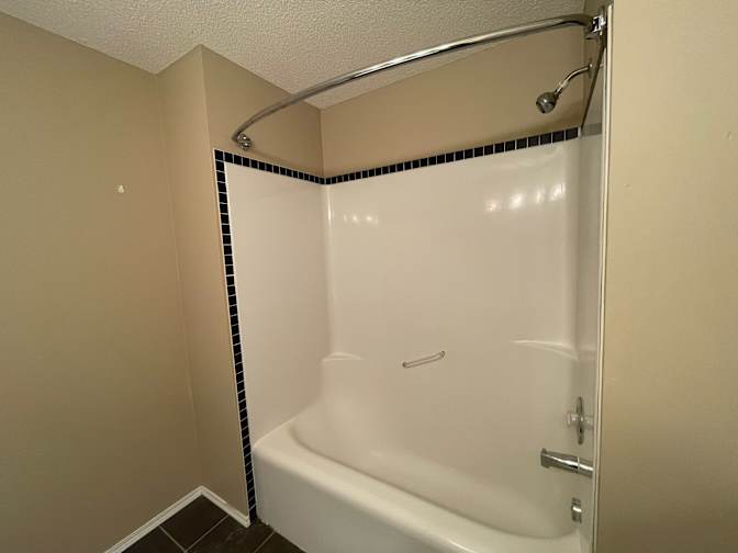 SAMUEL OLAYIWOLA ALUKO's room