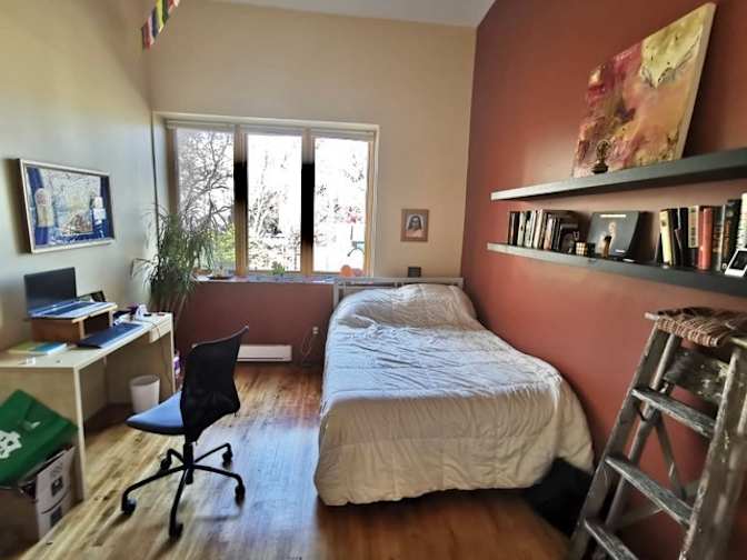 Photo of Gary's room