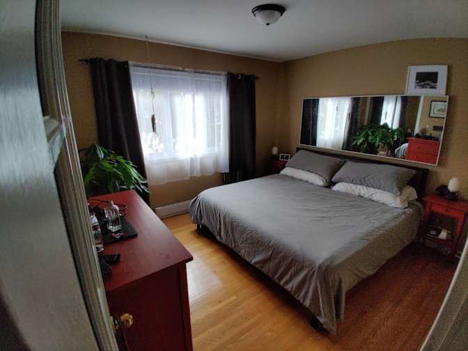 Photo of Thomas's room