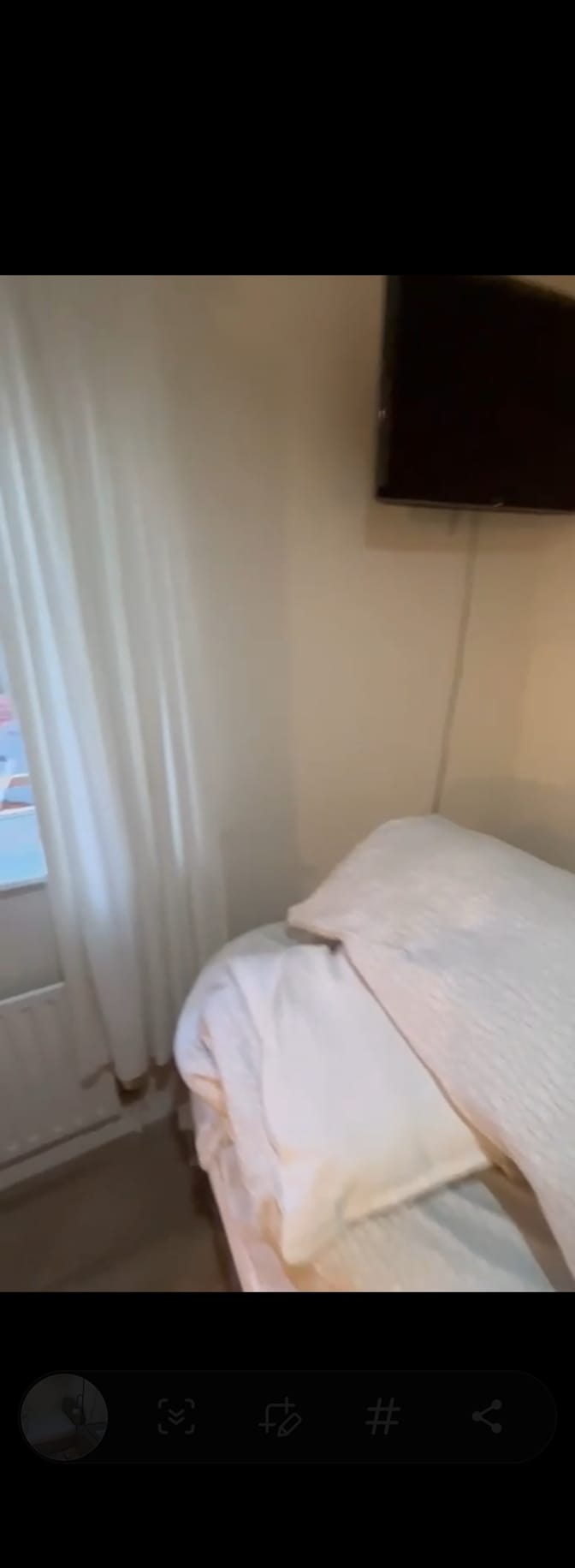 Photo of Stephanie Adeyemo's room