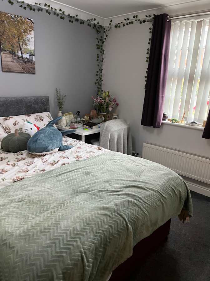 Photo of Natalie Pierce's room