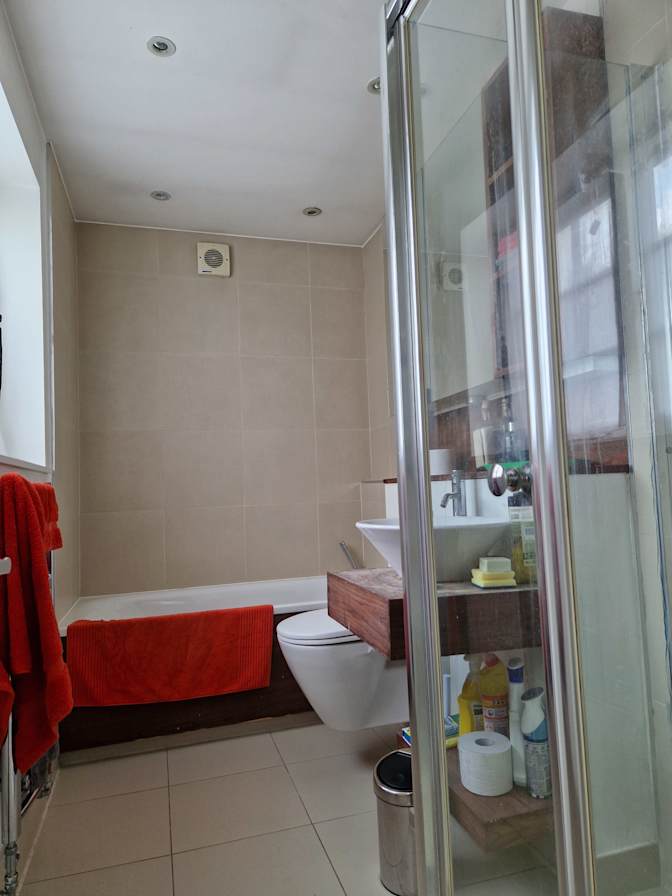 Photo of Leon's room