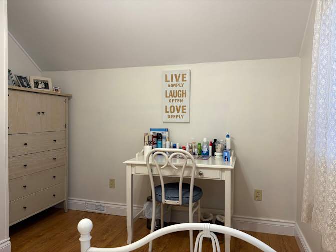 Please Contact's room