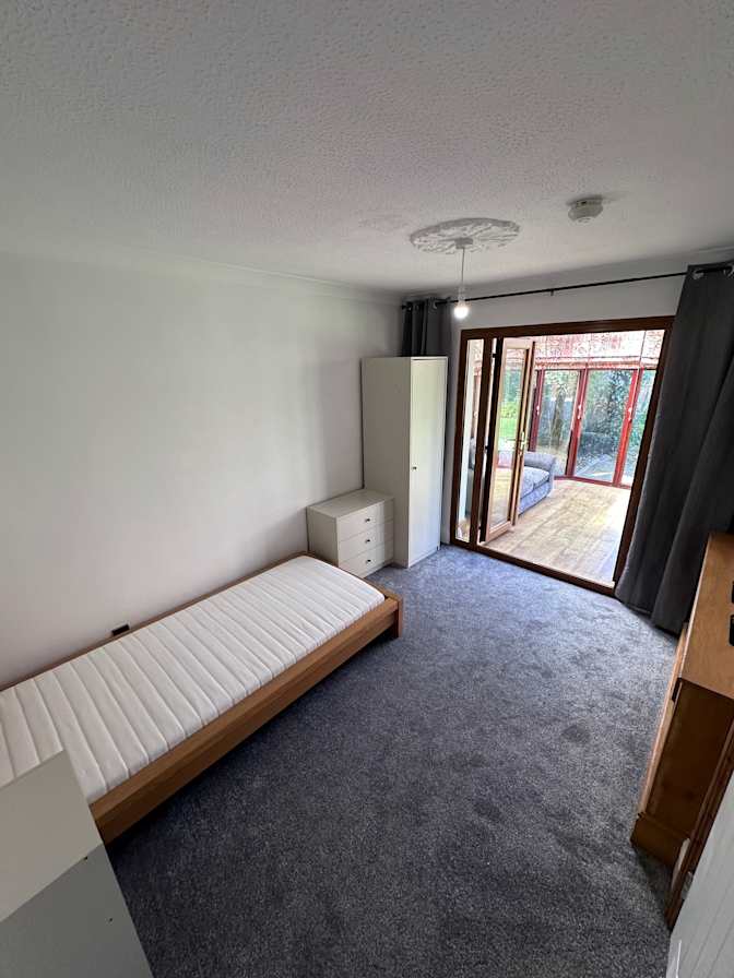 Photo of James's room