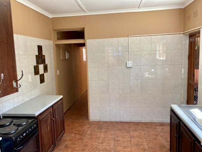 Photo of Jos Milne's room