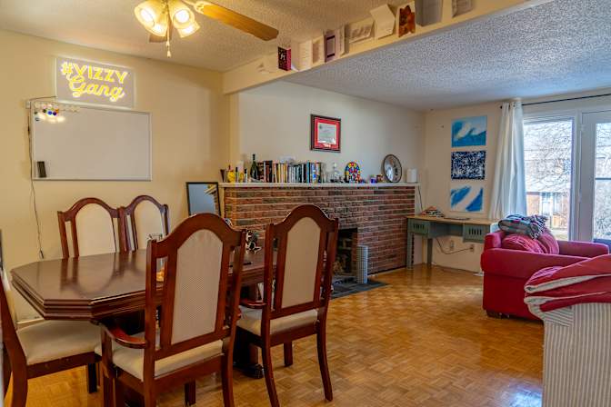 Laurel Duguay's room