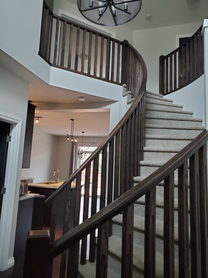 Long (Tony) Duong's room