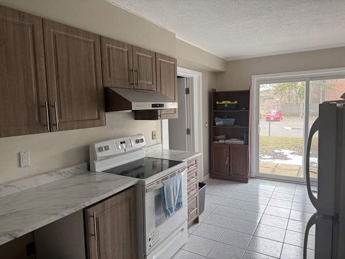 Lisa Vandersar's room