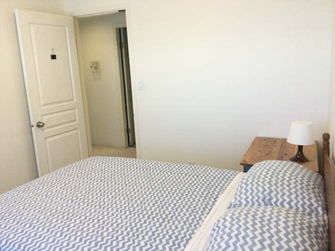 Cléo and Carl's room