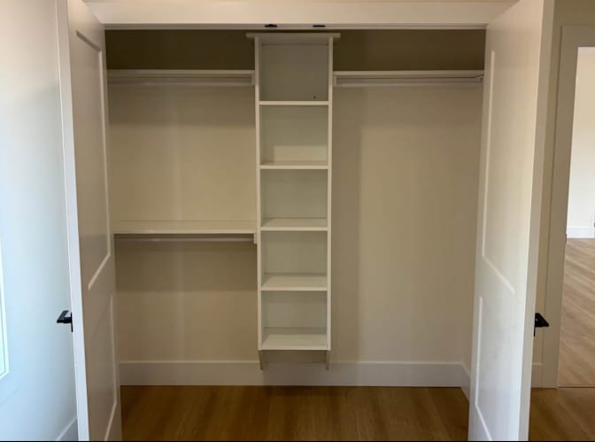 Syme Robinson's room