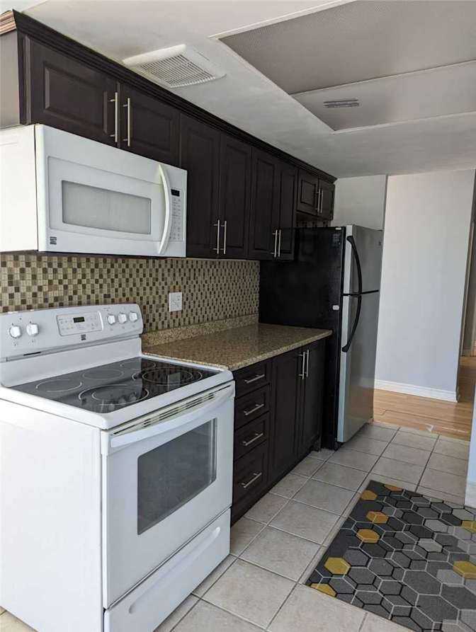 Victoria Apel's room