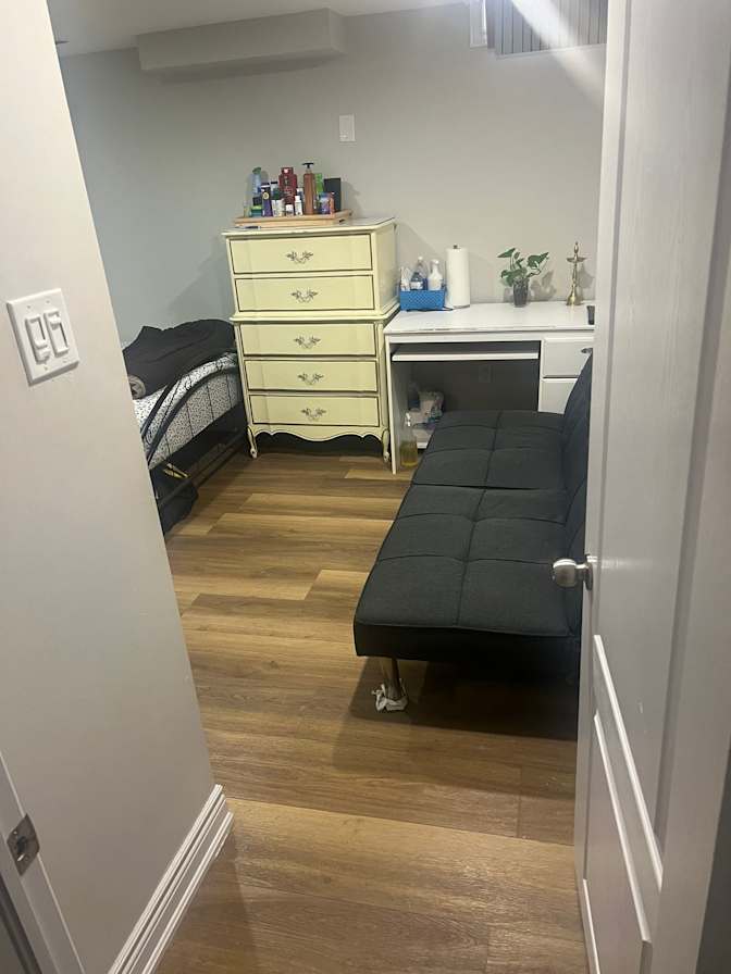 Photo of Dhimant's room