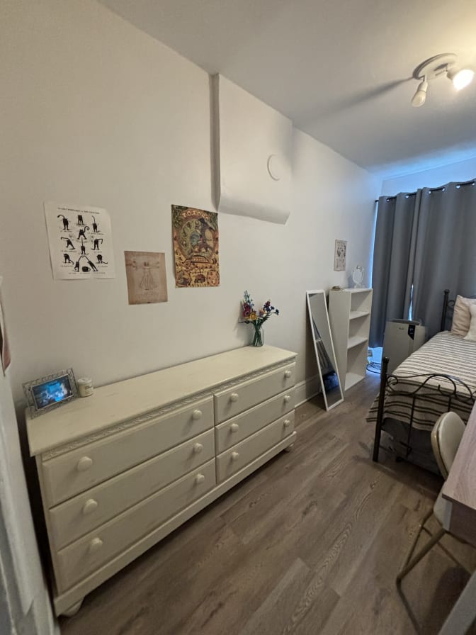Photo of Rebecca's room