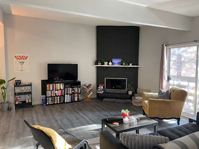 Linnea Irvine's room