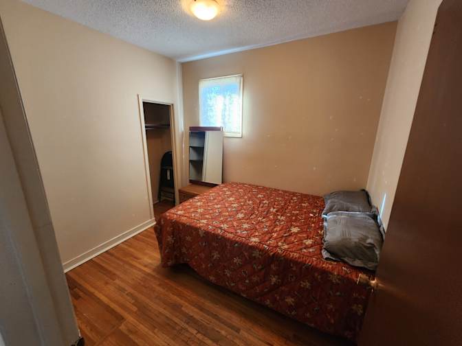 Kevin Dunsford's room