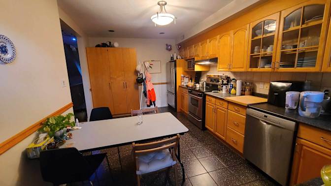 Damiao Melo Fernandes's room