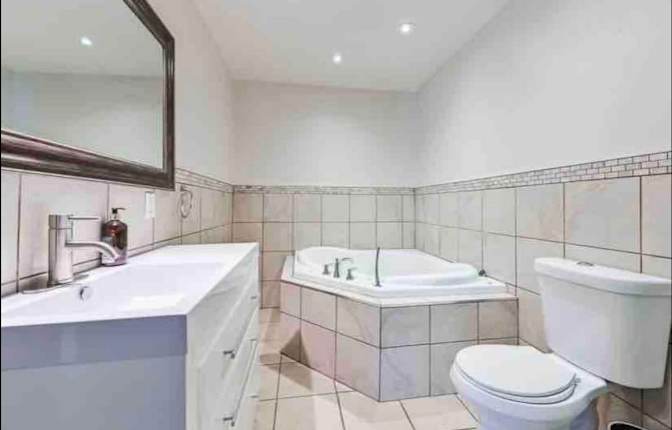 CATHERINE ZHANG's room