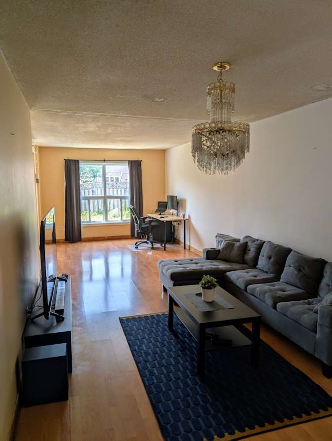 Achleswar Premanand's room