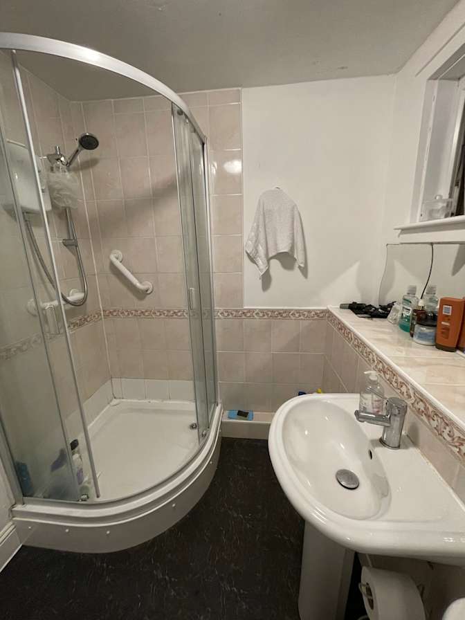 Photo of Linh's room