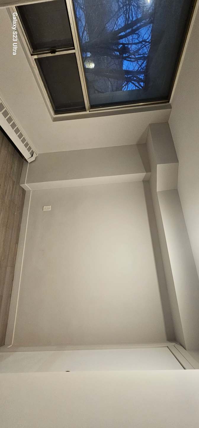 PABLO HERNANDEZ's room