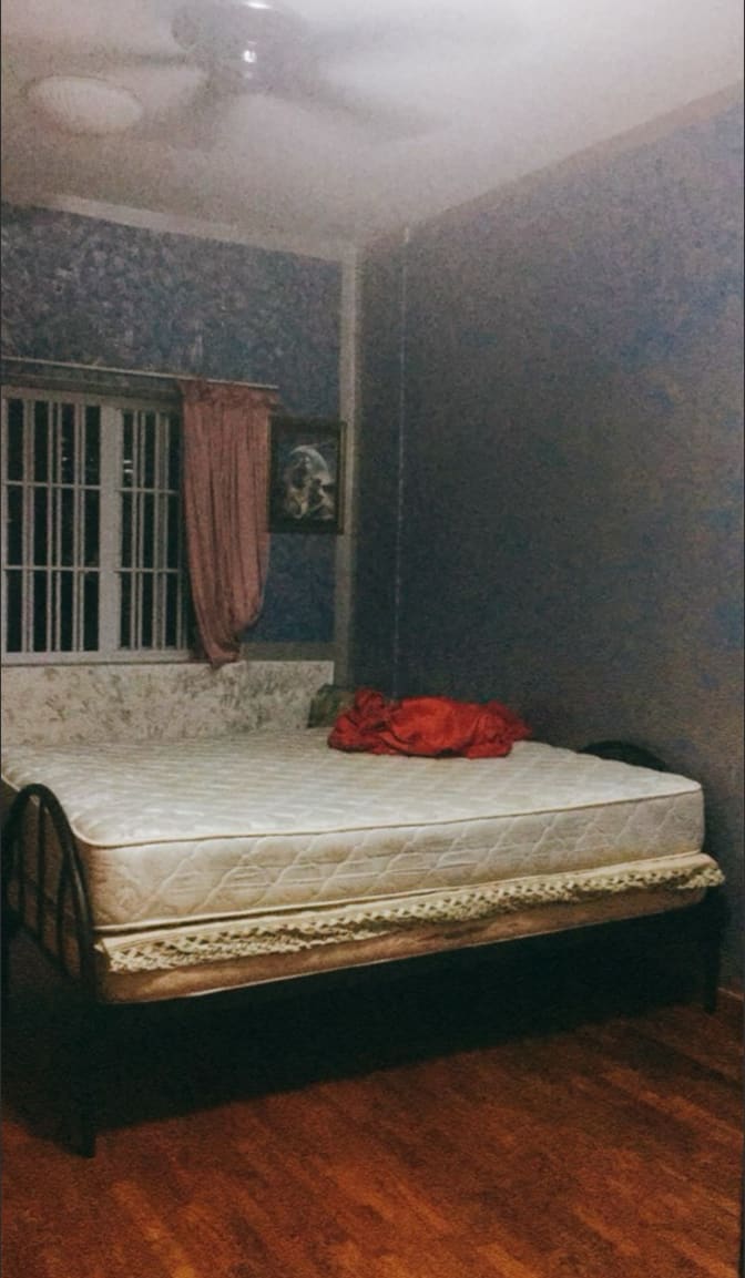 Photo of Linda's room