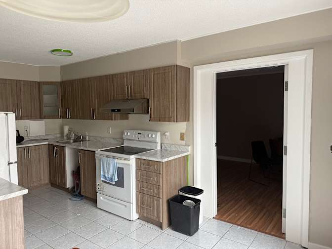 Lisa Vandersar's room