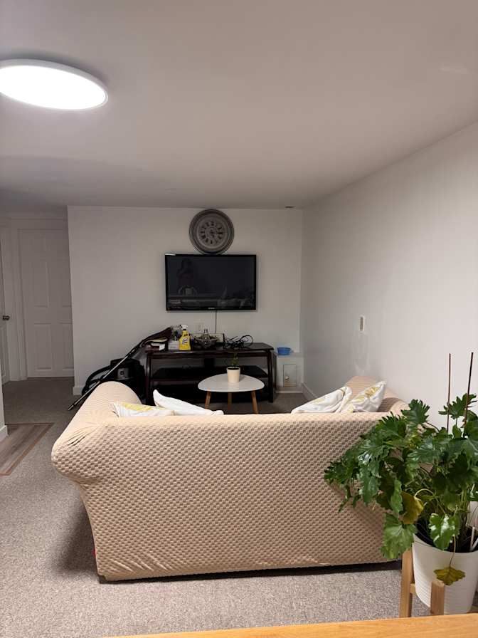 Photo of Joyce Tolosa's room
