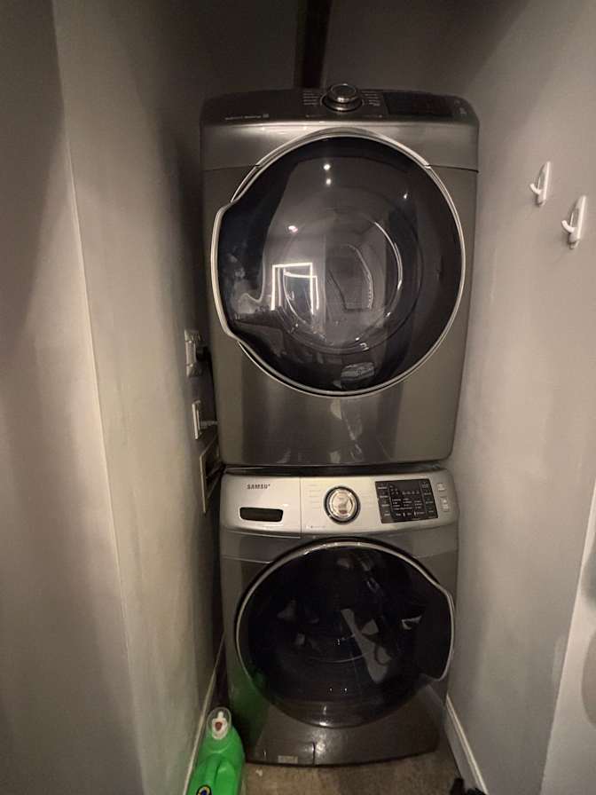 almira gafoor's room