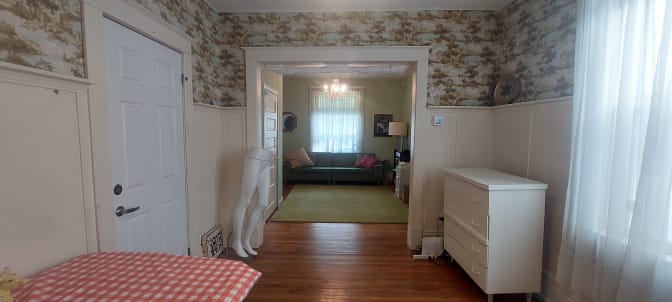 Photo of Lasha Mowchun's room