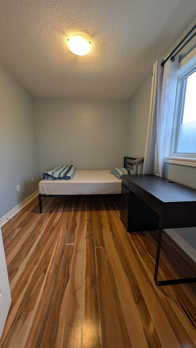 Francis Pereira's room